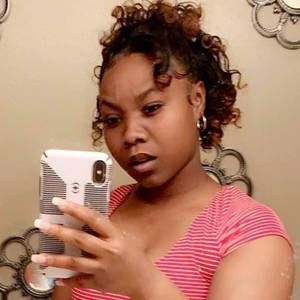 Meet your Posher, Kimberly